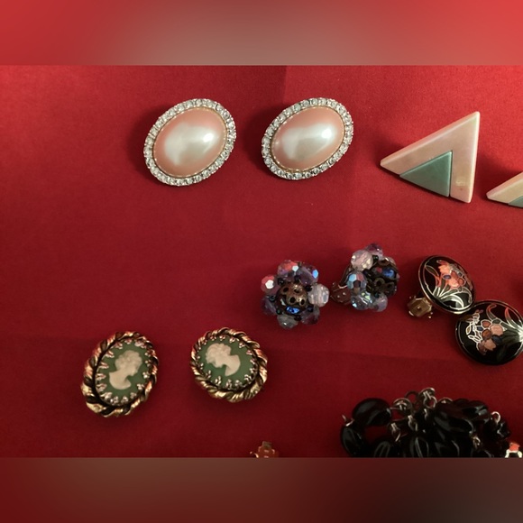 Cool vintage clip on earrings lot - Picture 3 of 7